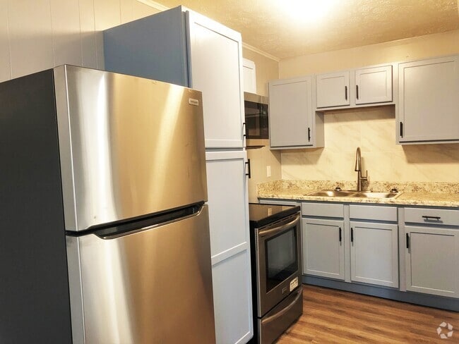 Building Photo - 610 Watauga Rd Unit 7 Rental