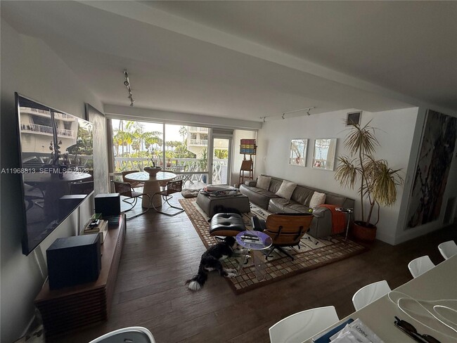 Photo - 1430 Brickell Bay Dr Unit 205