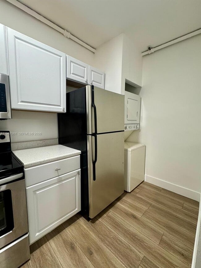 Photo - 842 Himmarshee St Unit 3