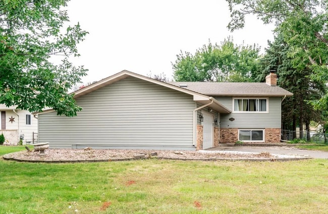 Photo - 8125 Georgia Ct N