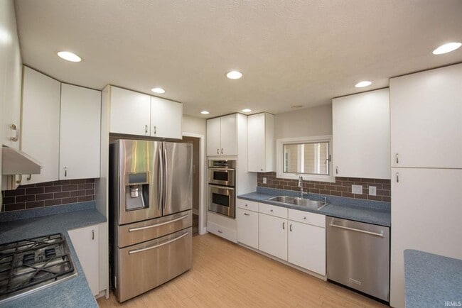 Photo - UPDATED RANCH CLOSE TO CAMPUS + LOTS OF AMENITIES