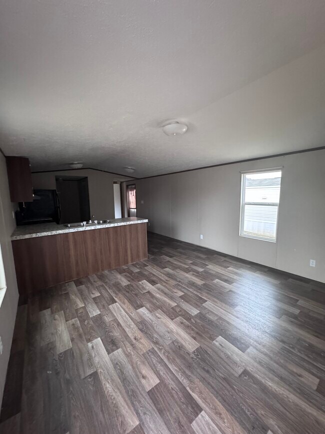 Photo - 181 Loyalty Ln