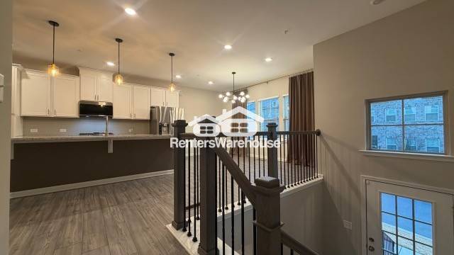 Photo - 328 Commons Ave