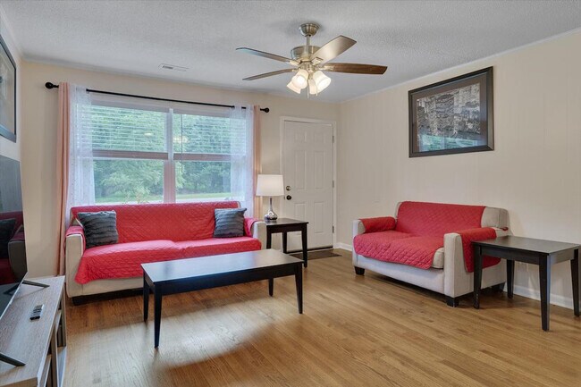 Photo - 210 Parthenia Dr Unidad ID1388444P