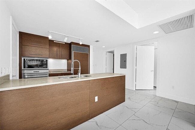 Photo - 475 Brickell Ave Unit 3113