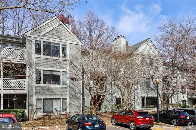 Building Photo - 2222 Hunters Run Dr Unit 2222 Rental