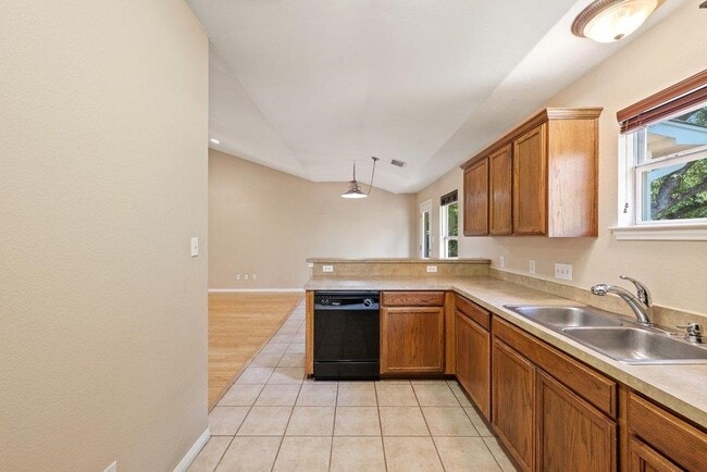 Photo - 5208 Sioux Ln