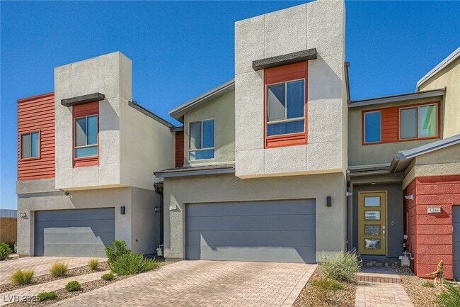 Building Photo - 4390 W Landberg Ave Rental