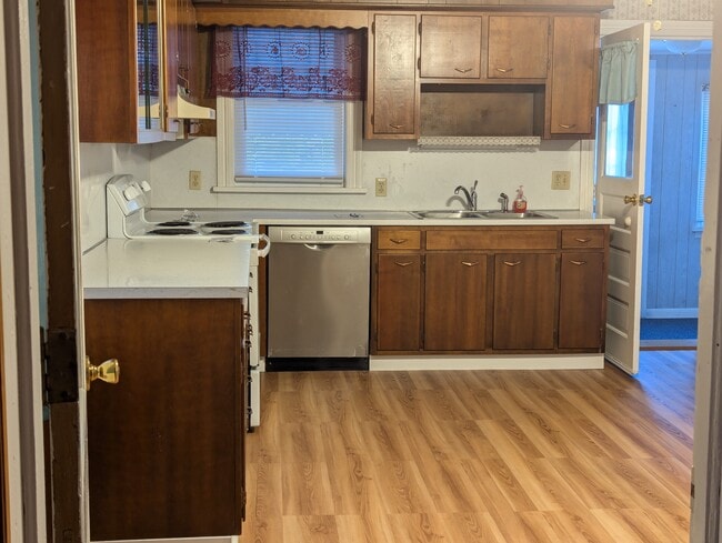 Building Photo - 424 S Northampton St Unit 424A