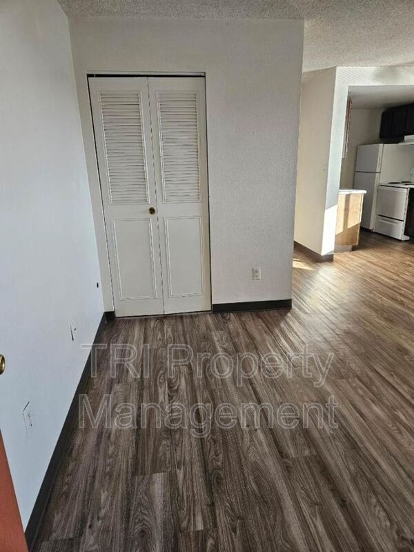 Photo - 2219 8th Ave