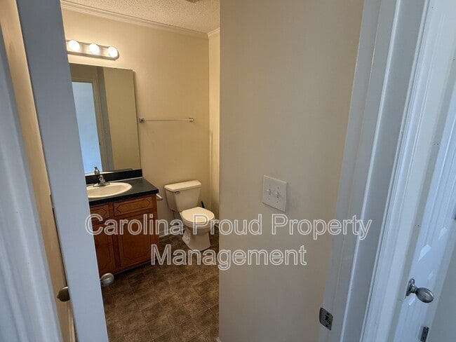 Photo - 4033 Cobblestone Dr