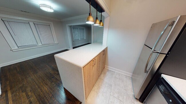 Photo - West Plaza Village Apartments