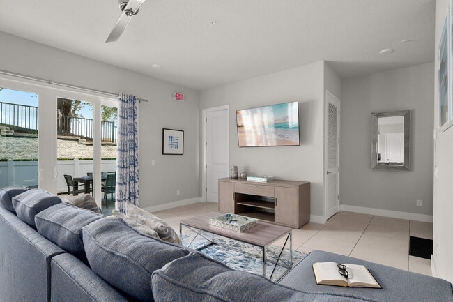 Building Photo - 7740 Sandy Ridge Dr