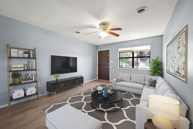 Photo - Cute Townhome
