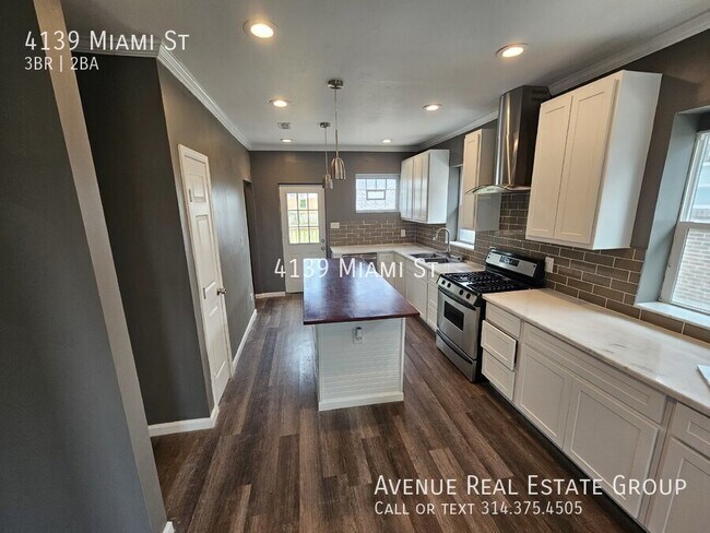 Photo - 4139 Miami St