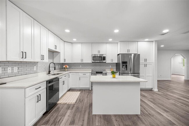 Photo - 5 Bahia Court Trce