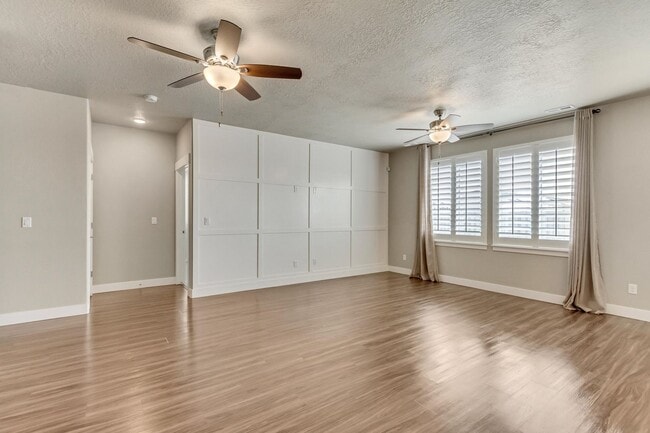 Photo - 2 Bedroom 2 Bathroom Twin Home in Orem