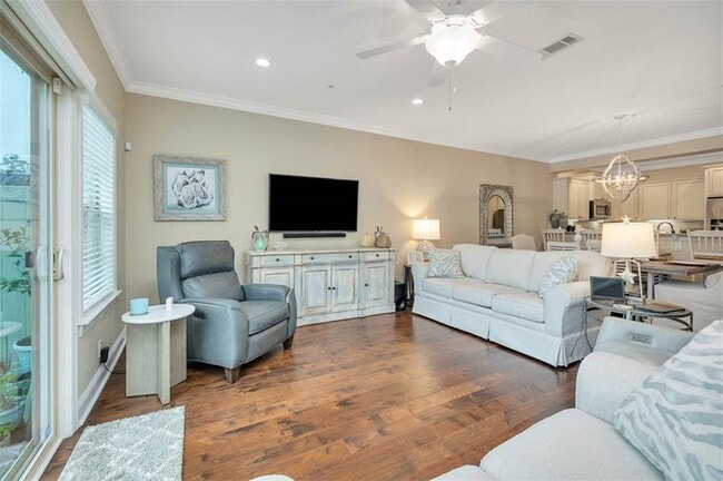 Photo - 1804 Mariners Cir