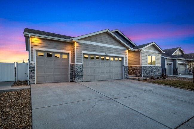 Building Photo - 965 Mount Andrew Dr