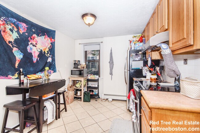 Photo - 39 Charles St