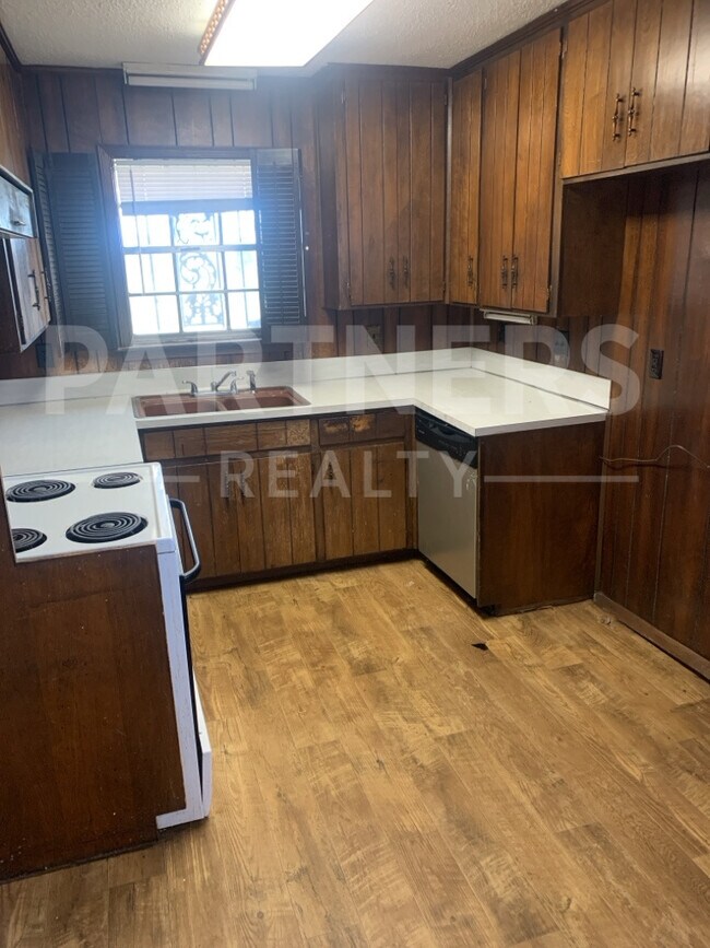 Photo - 5546 Gantry Dr