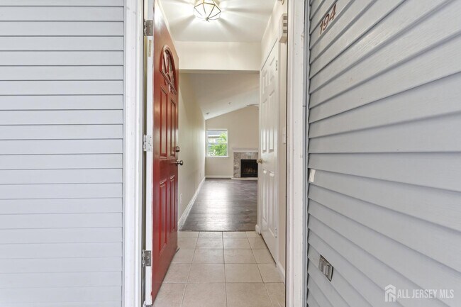 Photo - 194 Bexley Ln