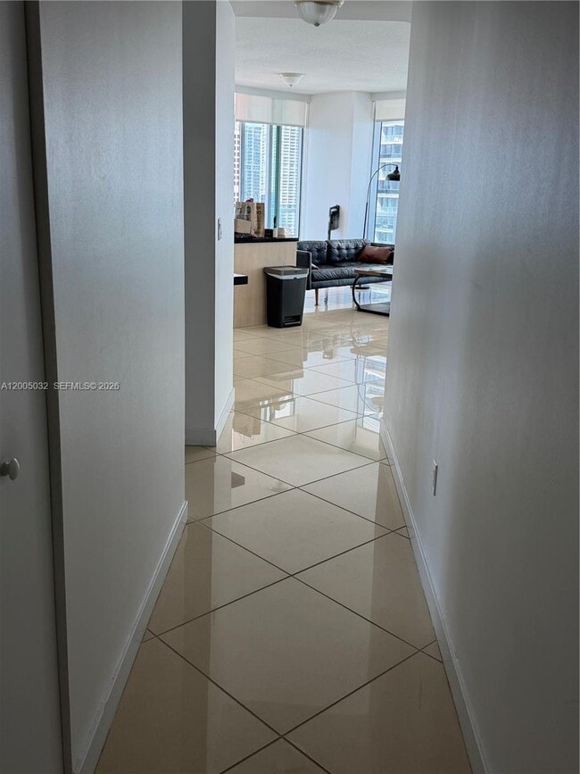 Photo - 1111 SW 1st Ave Unit LPH3820-