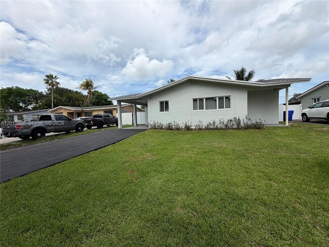 Building Photo - 2241 N 62nd Ave