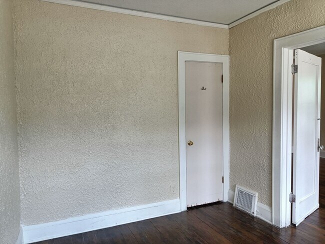 Photo - 1904 S 7th St Unit lower