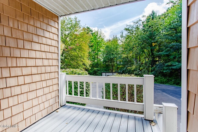 62 Devitt Rd