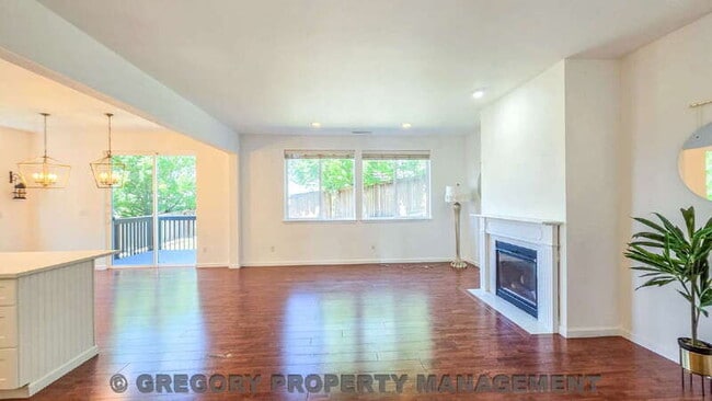 Photo - 4131 228th Pl SE