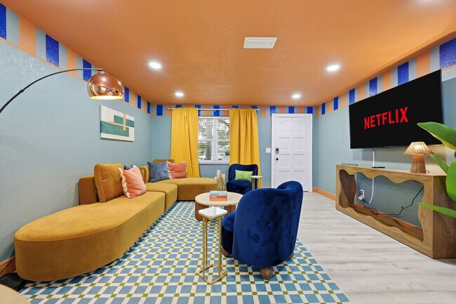 Building Photo - 507 Shore Dr Unit ID1404264P