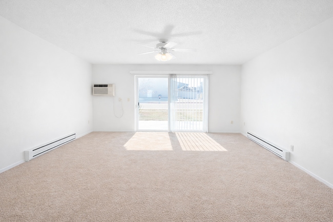 Photo - The Meadows (Amy Dr)