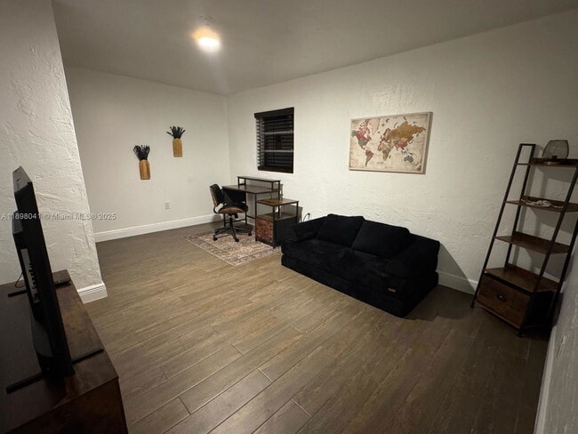 Photo - 256 NW 82nd Terrace