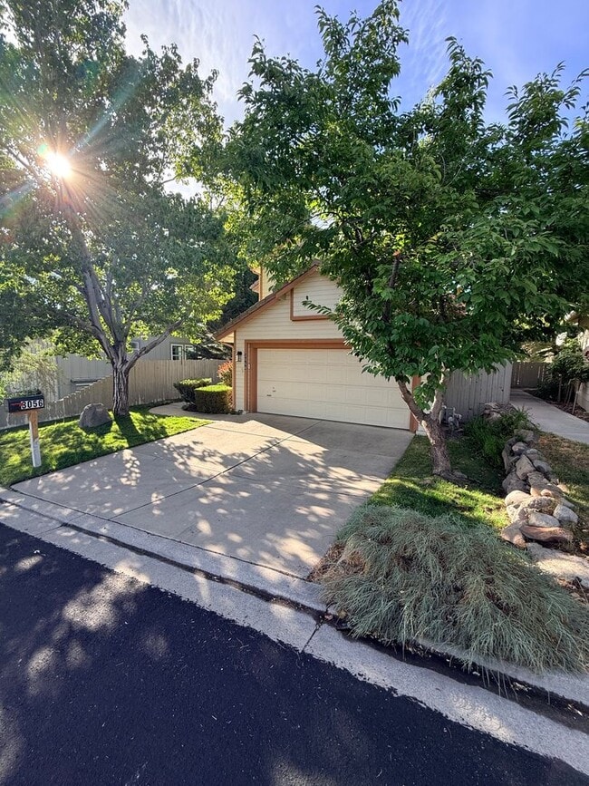 Photo - 3056 Alpine Creek Rd