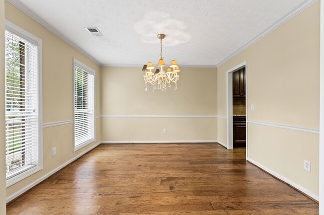 Photo - 359 Estate Ave