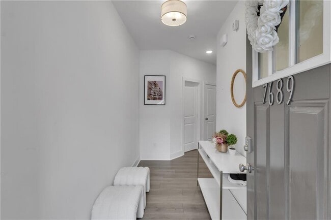 Photo - 7689 Baron Rd