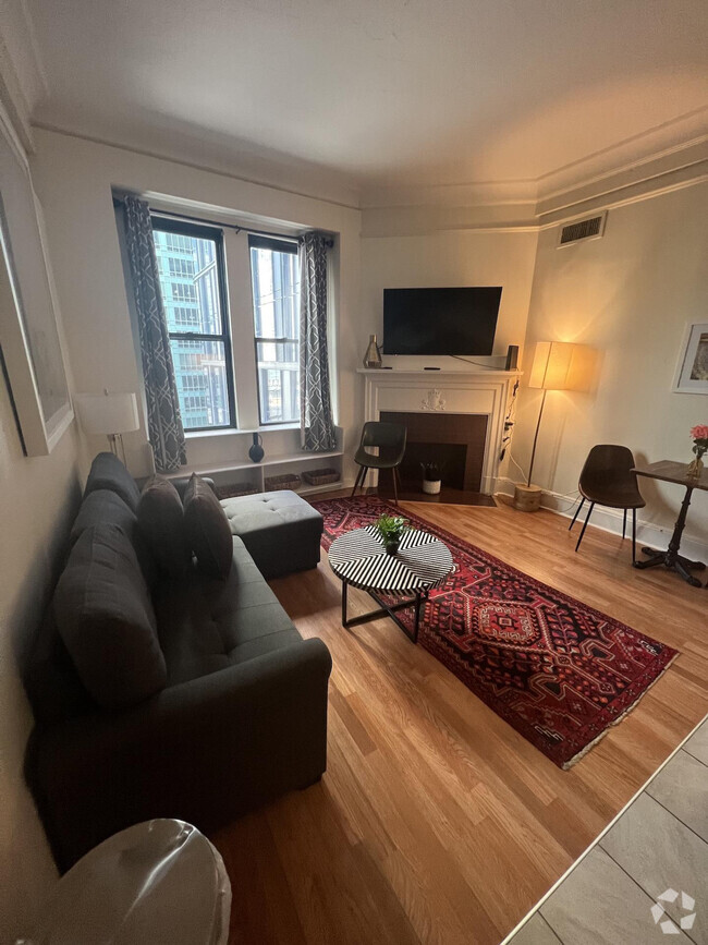 Building Photo - 62 Boylston St Unit FL1-ID1058502P Rental