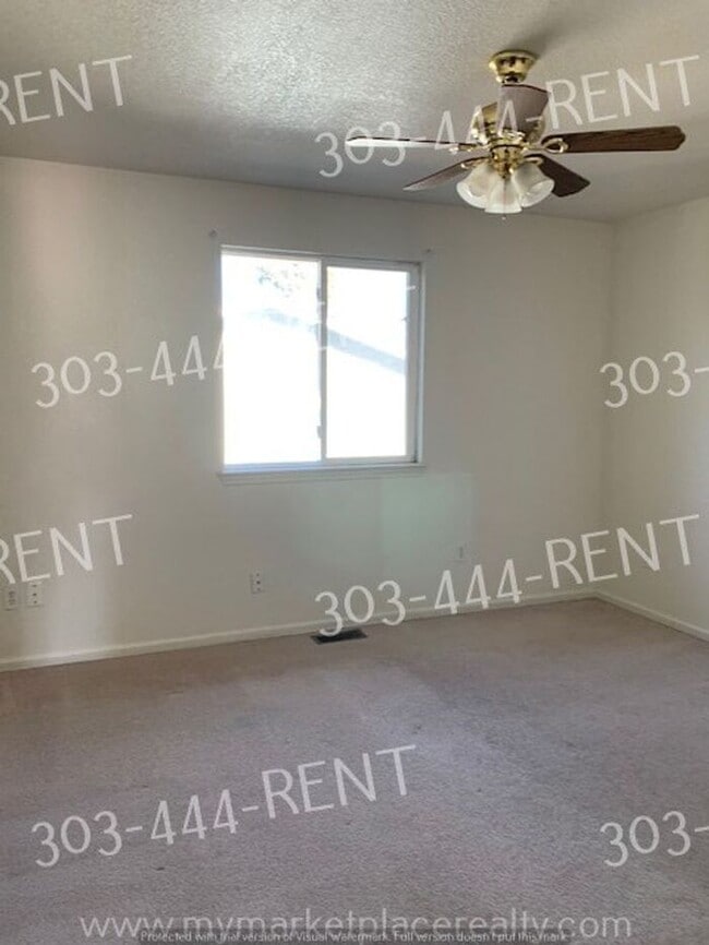 Photo - Spacious 3 Bedroom, 2 Bathroom!
