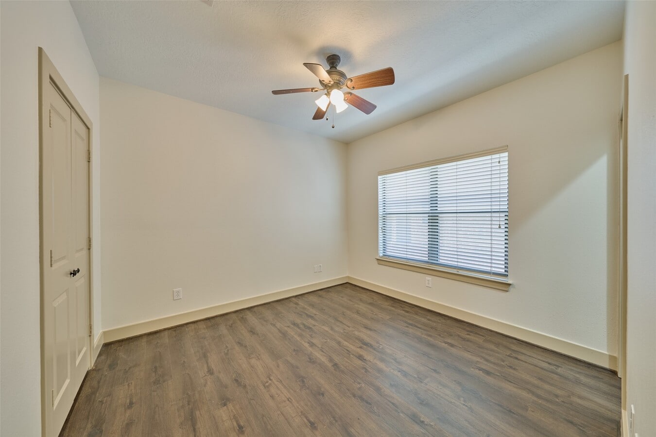 Photo - 2422 Navigation Blvd Unit E