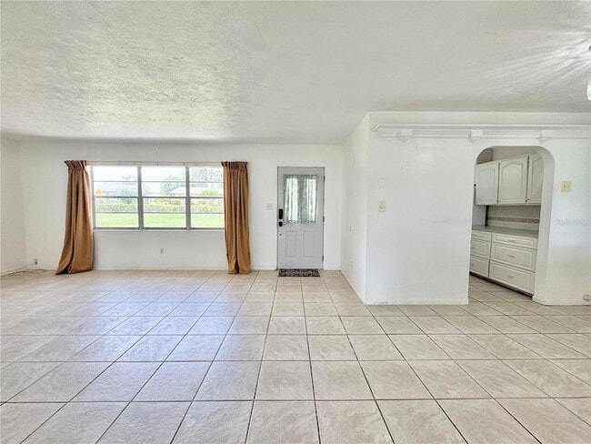 Photo - 1002 Biltmore Dr NW