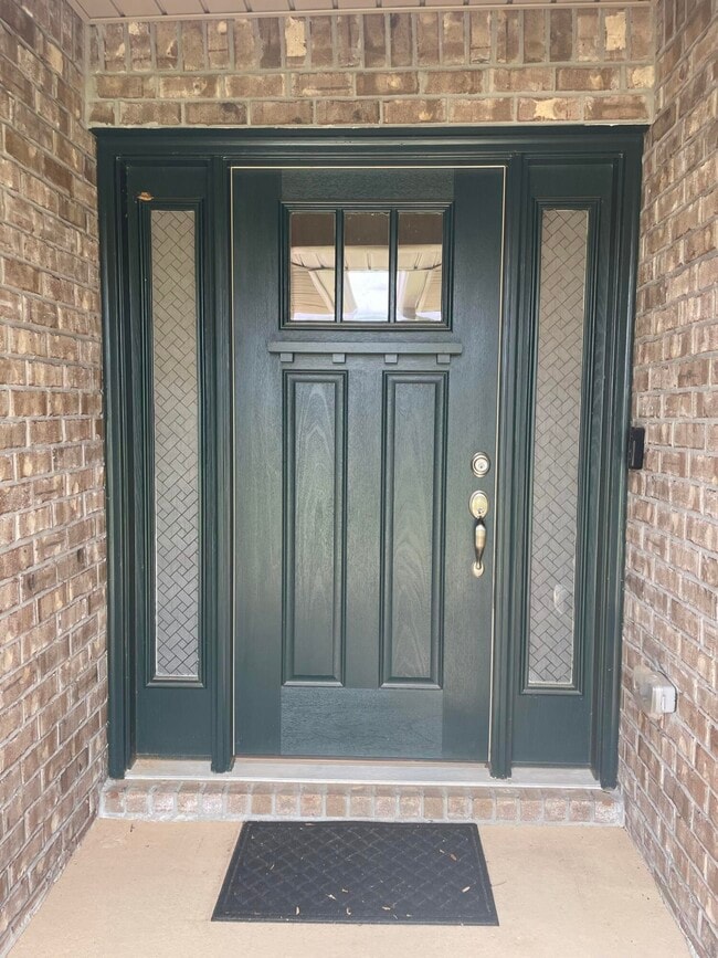 124 Ridgeway Cir