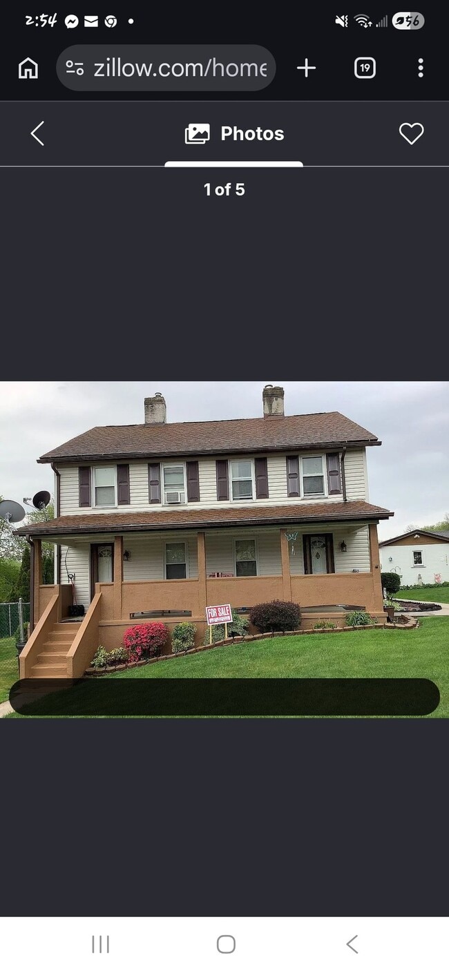 Building Photo - 214 Old School Rd