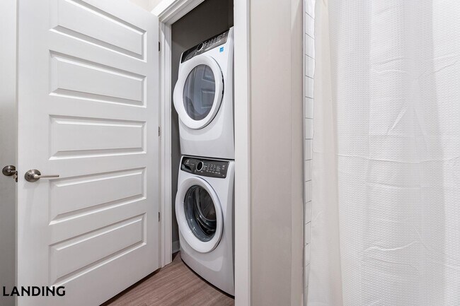 Photo - 301 Passage Way Unidad 6059