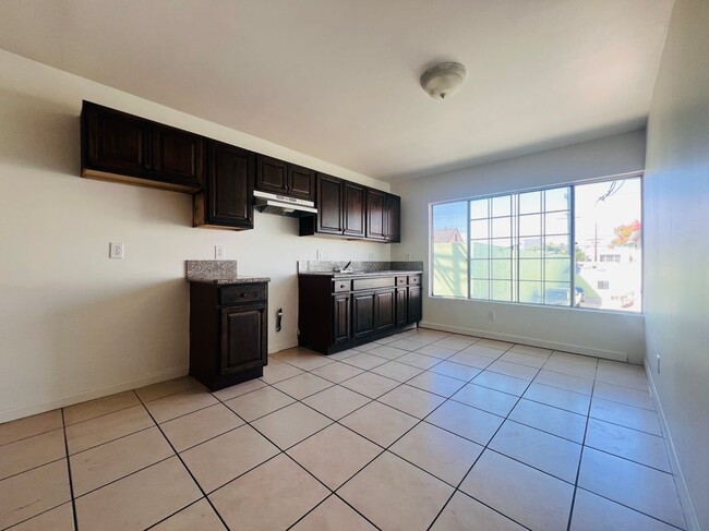 Photo - 1315 S Catalina St Apartamento