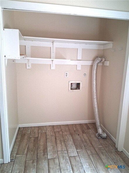 Photo - 130 Wind Ridge Dr Unit B