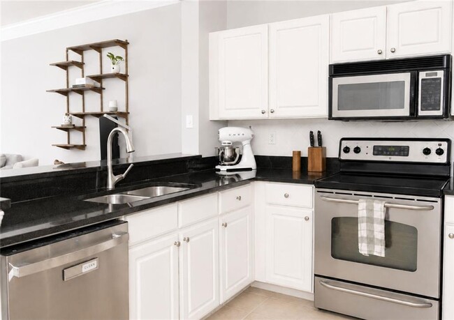 Photo - 1850 Cotillion Dr Unit 1116