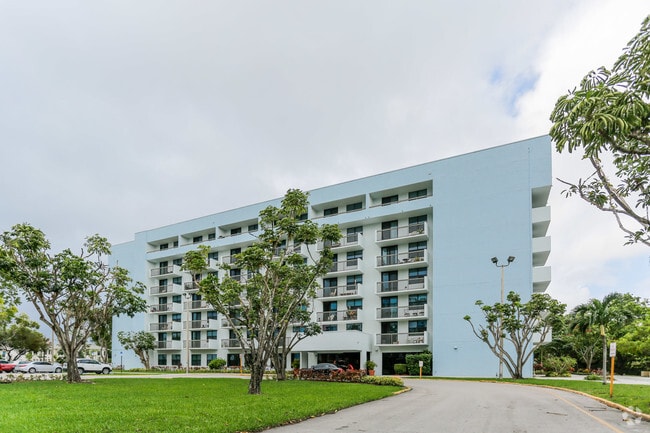 Robert Sharp Towers Two - Robert Sharp Towers Two Apartments