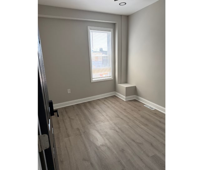 Photo - 3627 Pulaski Hwy Unit 1A AVAILABLE $600 1A