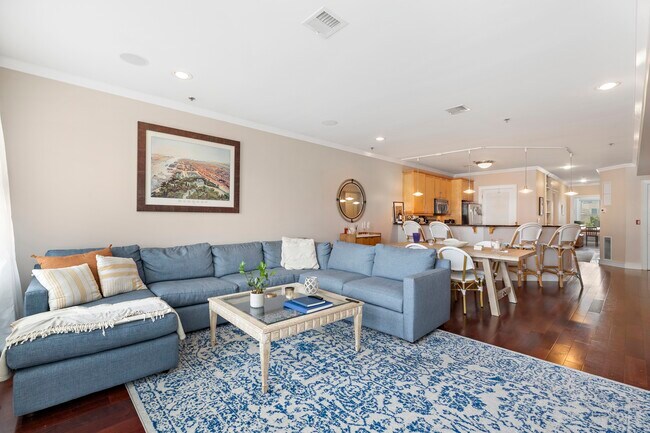 Photo - 615 Adams St Unit 4E